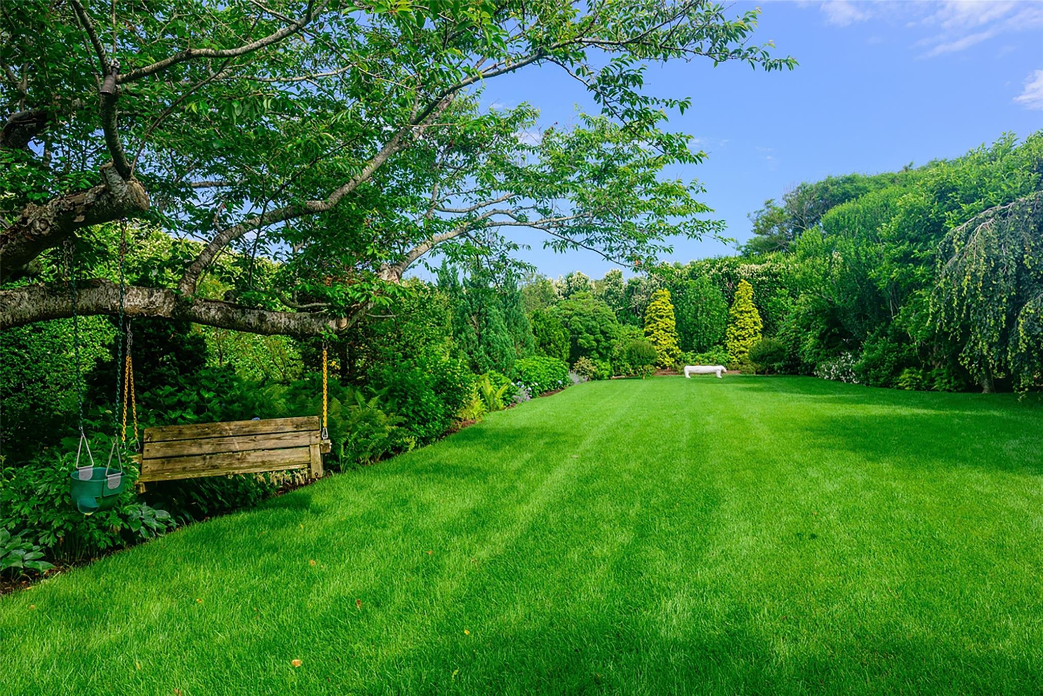 33 Lily Pond Lane