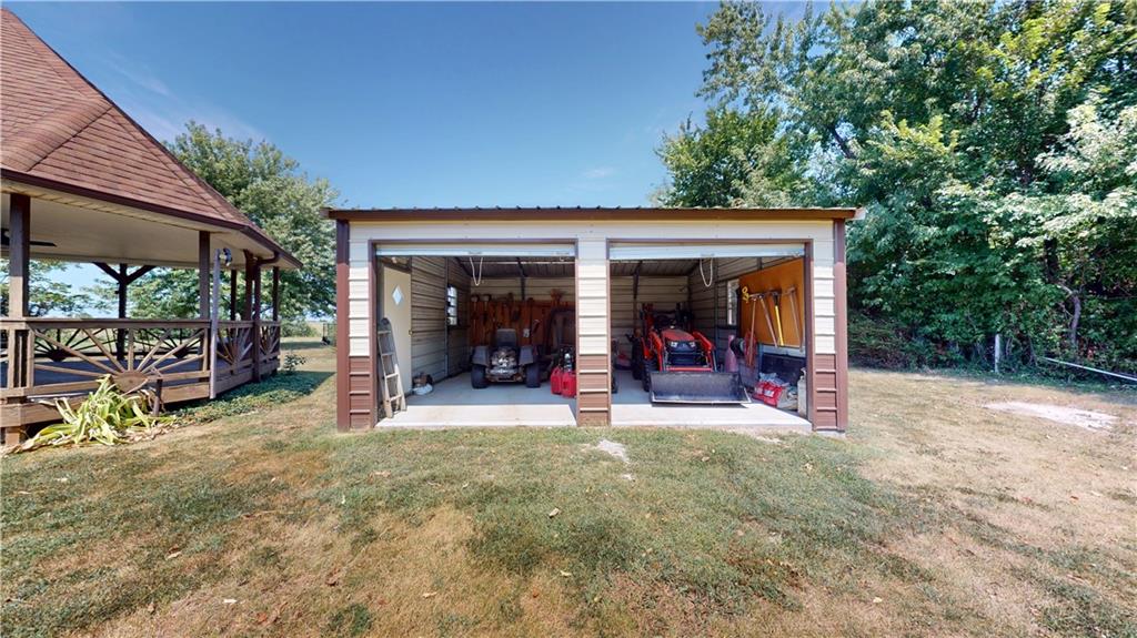 109 E Hardin Place