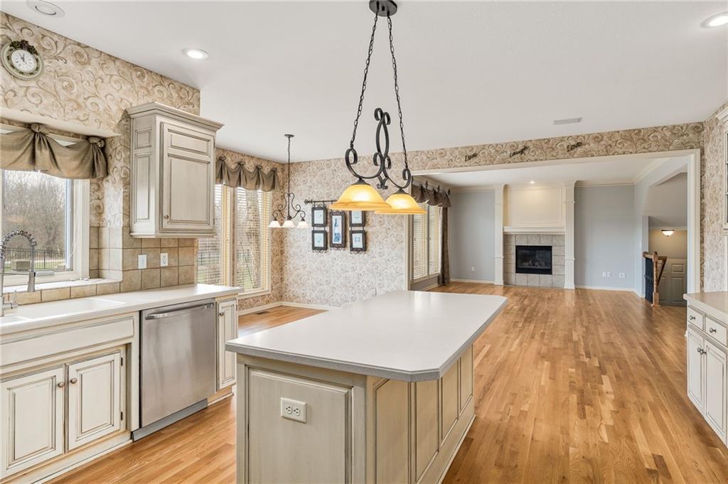 5619 NW 108th Terrace