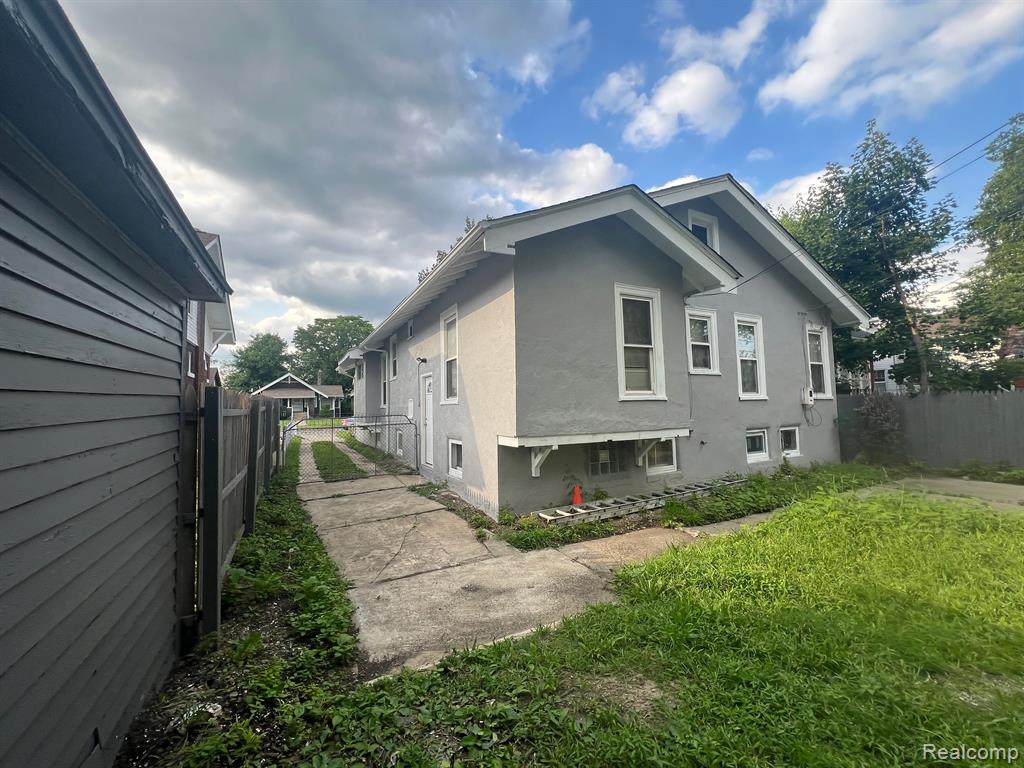 239 Eason Street