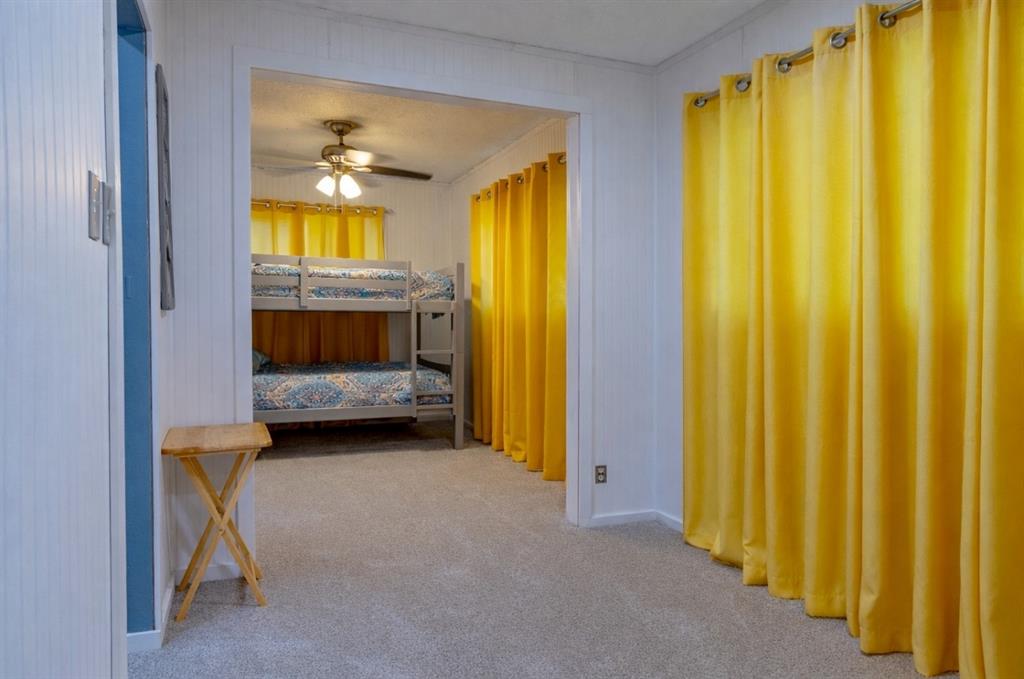 389 Hillcrest Circle