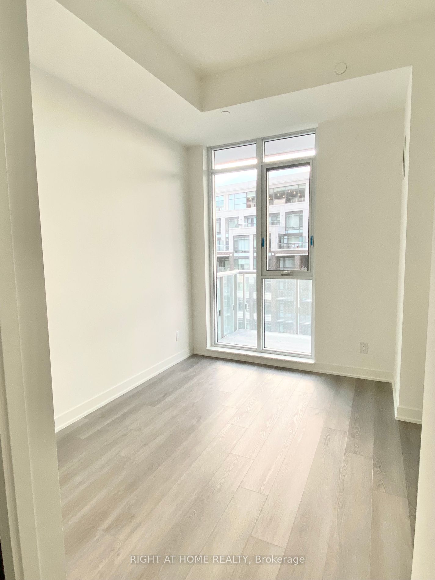 8119 Birchmount Rd 1027