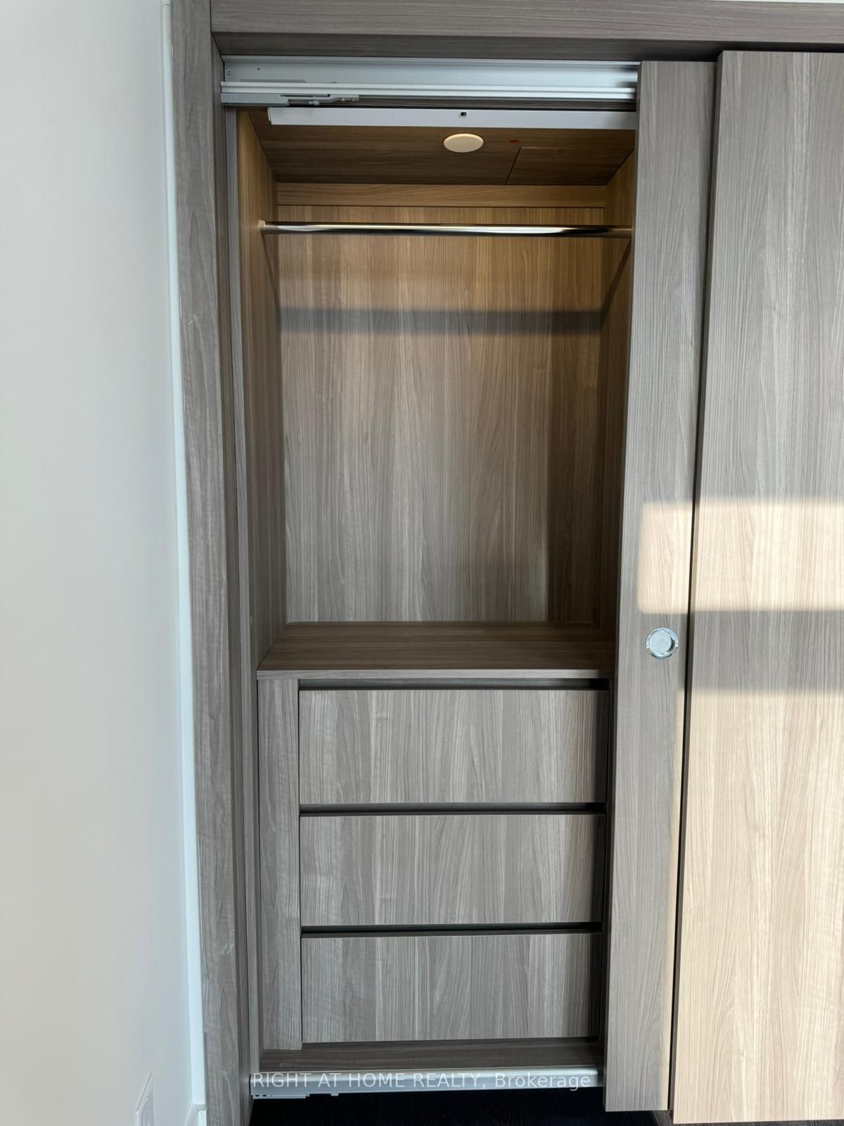 38 Widmer St 4009