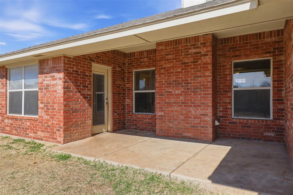 2204 NW 157th Street
