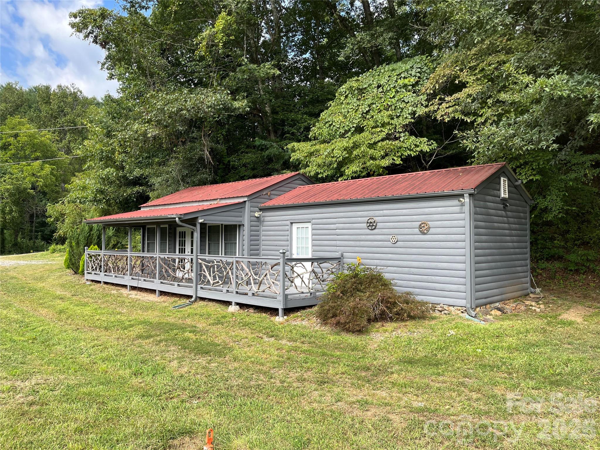 1961 Cane Creek Road