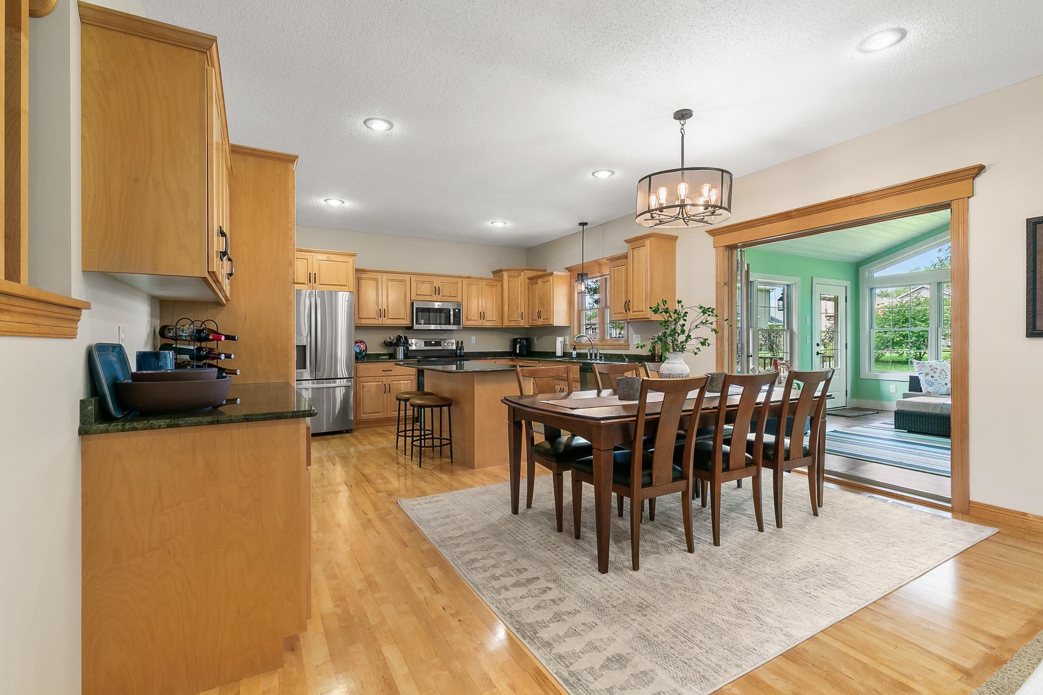 1301 Pondview Lane