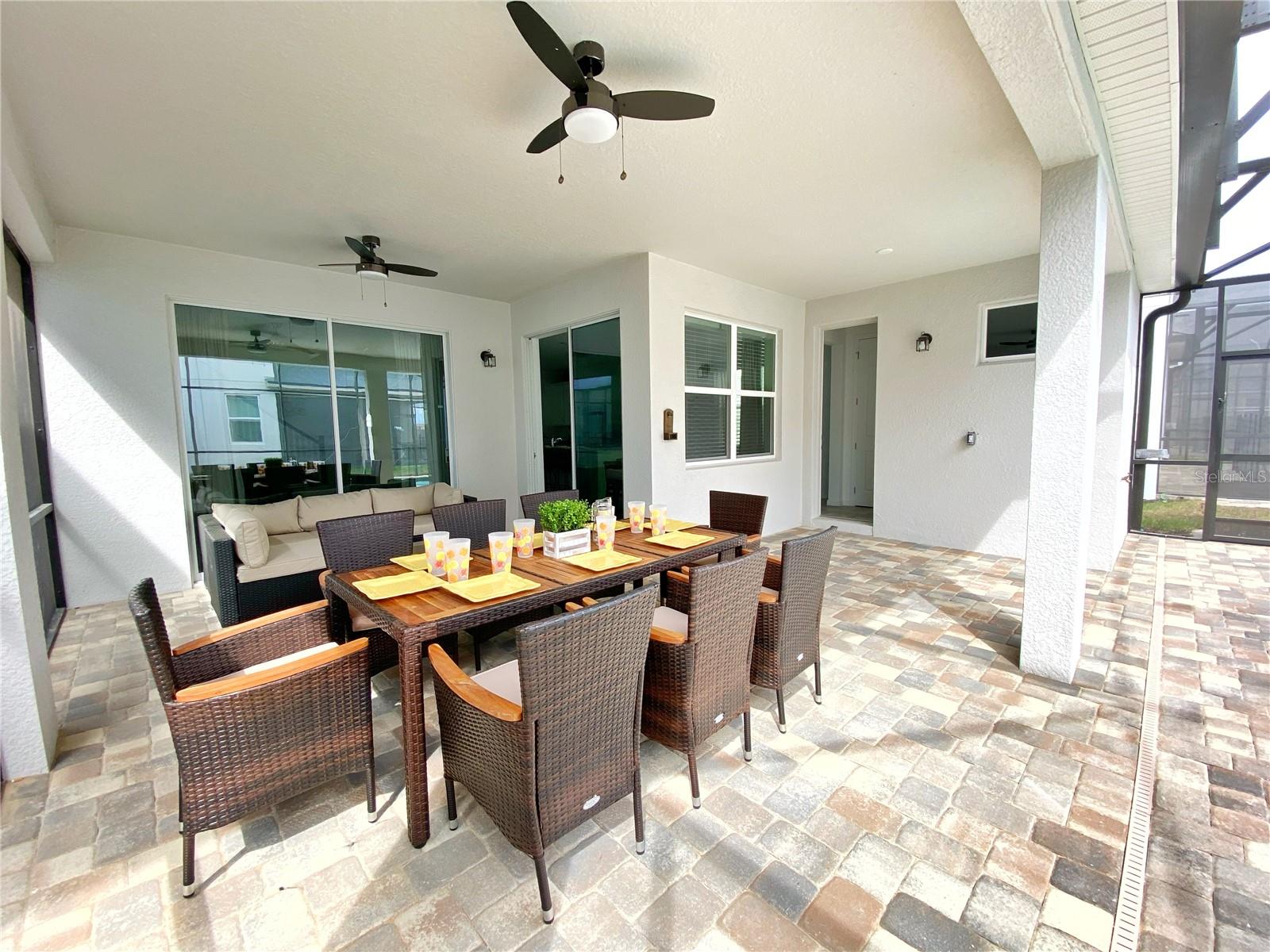 8914 Caroline Bay Court