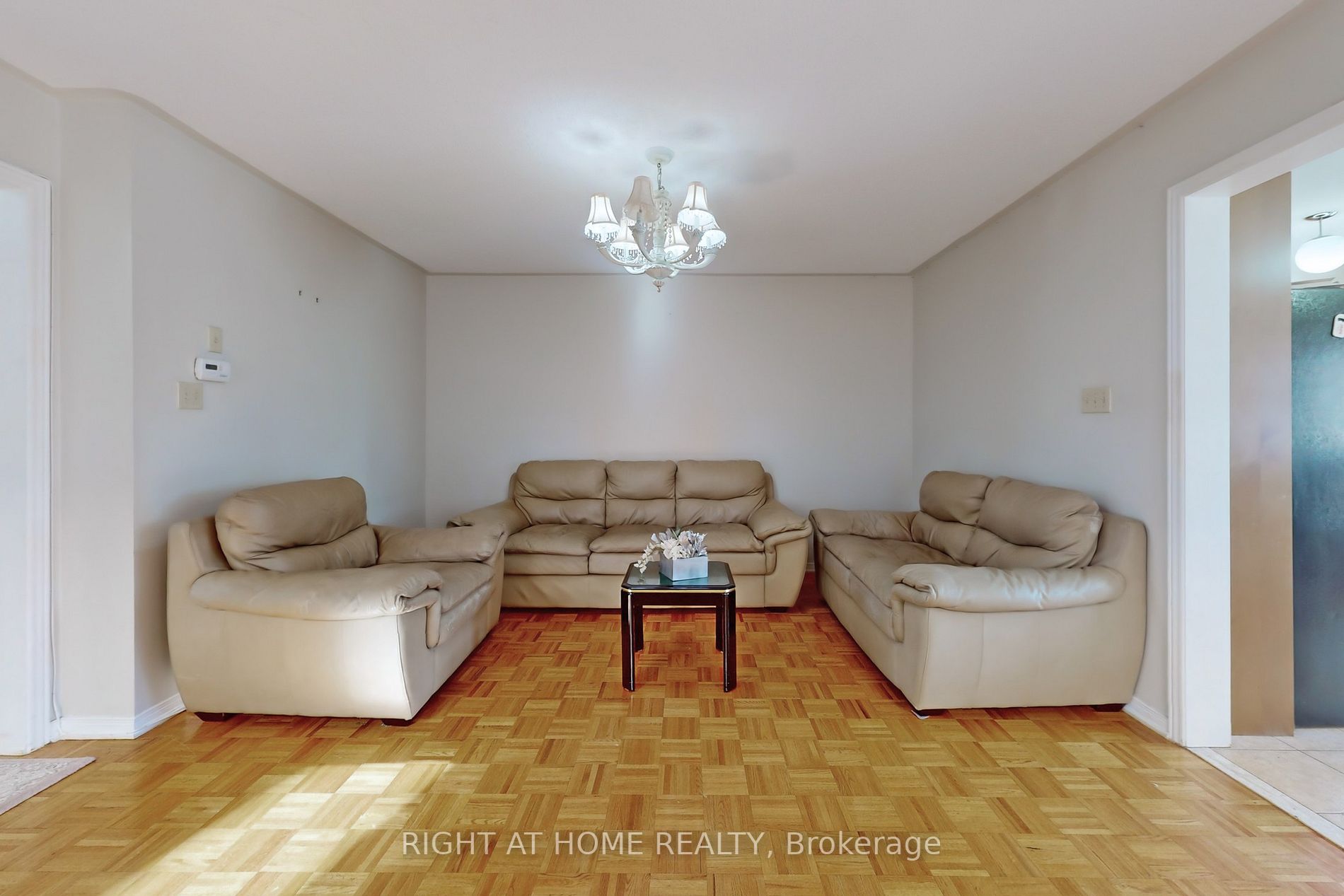 50 Argento Cres Upper