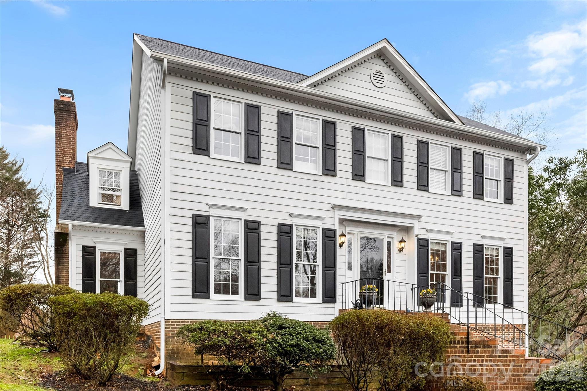 10318 Hollybrook Drive