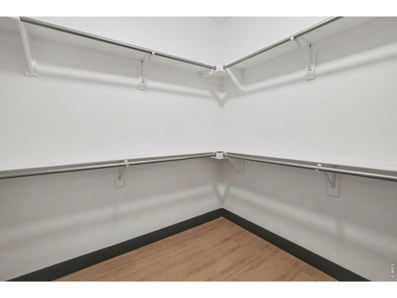 16505 Fairbanks Ct N