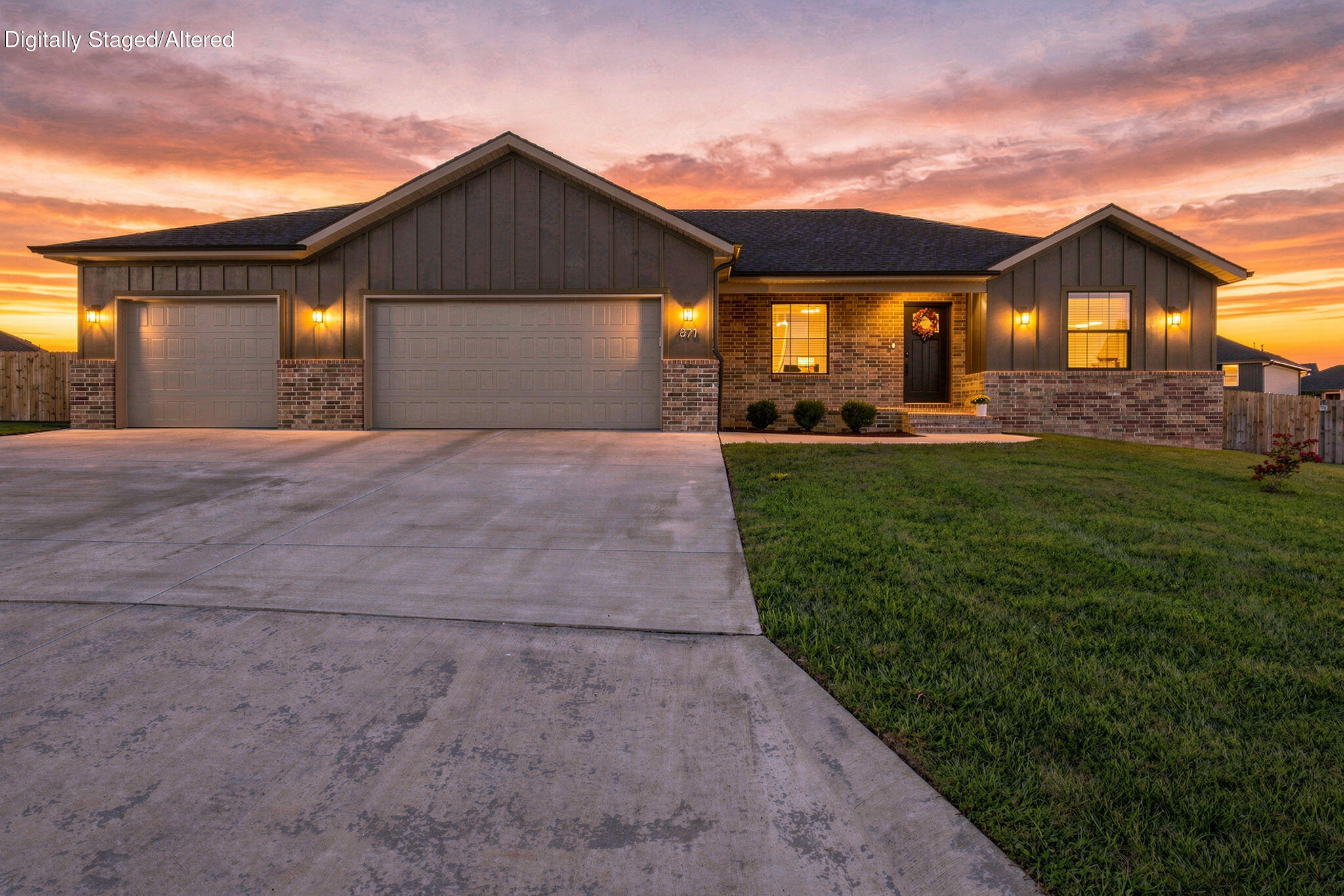871 S Irontree Court