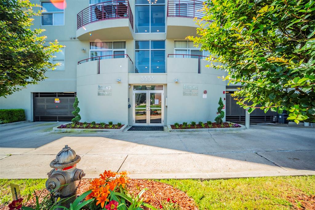 Live in the heart of the museum district! Located across from the lawn of the Modern Museum and within steps of the new Crescent Hotel. Prestigious location offering easy access to all that makes Fort Worth unique. Walk to restaurants, shopping, museums, workout facilities, UNT, & entertainment events. Spacious open floor plan with lots of natural light. Dramatic two-story living room and stunning gas fireplace. Two-story with 2 large bedrooms, 2 baths. One bedroom and bath on the 1st floor. Second-floor multi-purpose area overlooks the living area and is adjacent to the primary suite. Spacious custom closet by Techline. Beautiful tile in all baths and a gourmet kitchen. Stainless steel appliances. Washer, dryer supplied. Delivery of filters is included in the monthly lease. Two side-by-side, reserved parking spaces in the secured, below-ground-level garage. Guest parking must have a permit hanger. Secured entry to the elevators from the parking garage. An inviting balcony off the living area is showcased from the living area's two-story glass wall. Urban view from the balcony.  Prefer no pets.  Applicants to verify school assignments. All measurements are approximate.