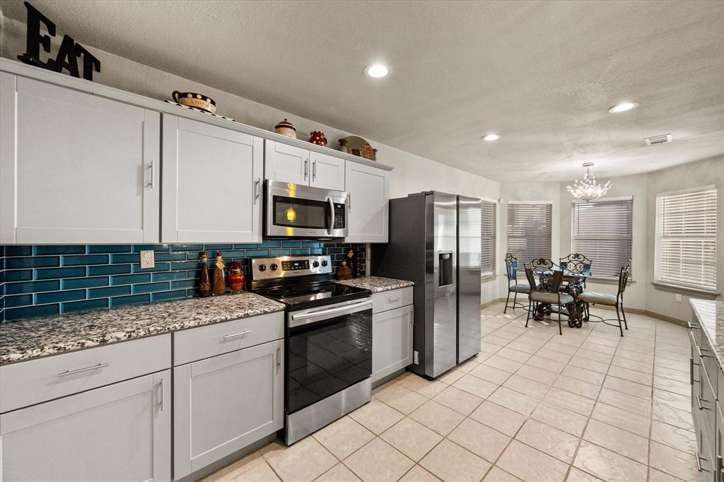 1708 Country Crest Lane