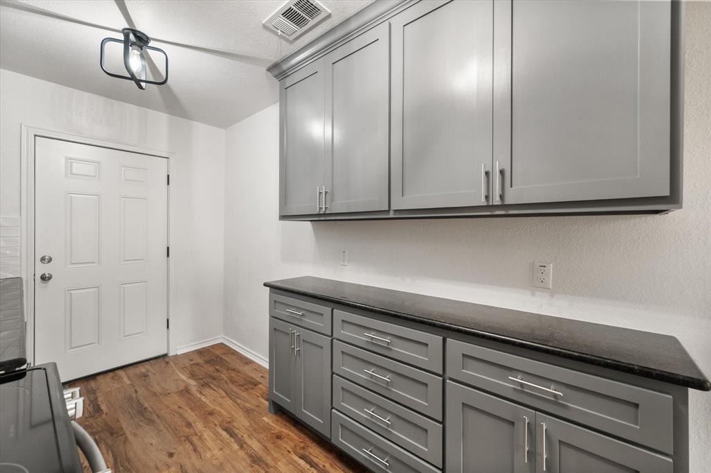 1111 N 11th Street