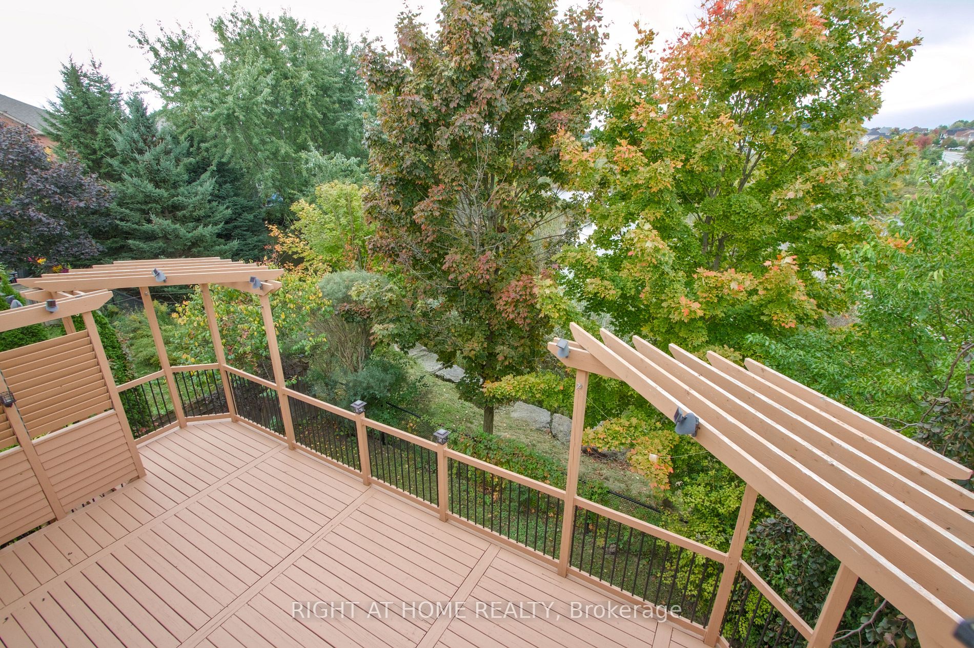 94 Memorial Gardens Way Main