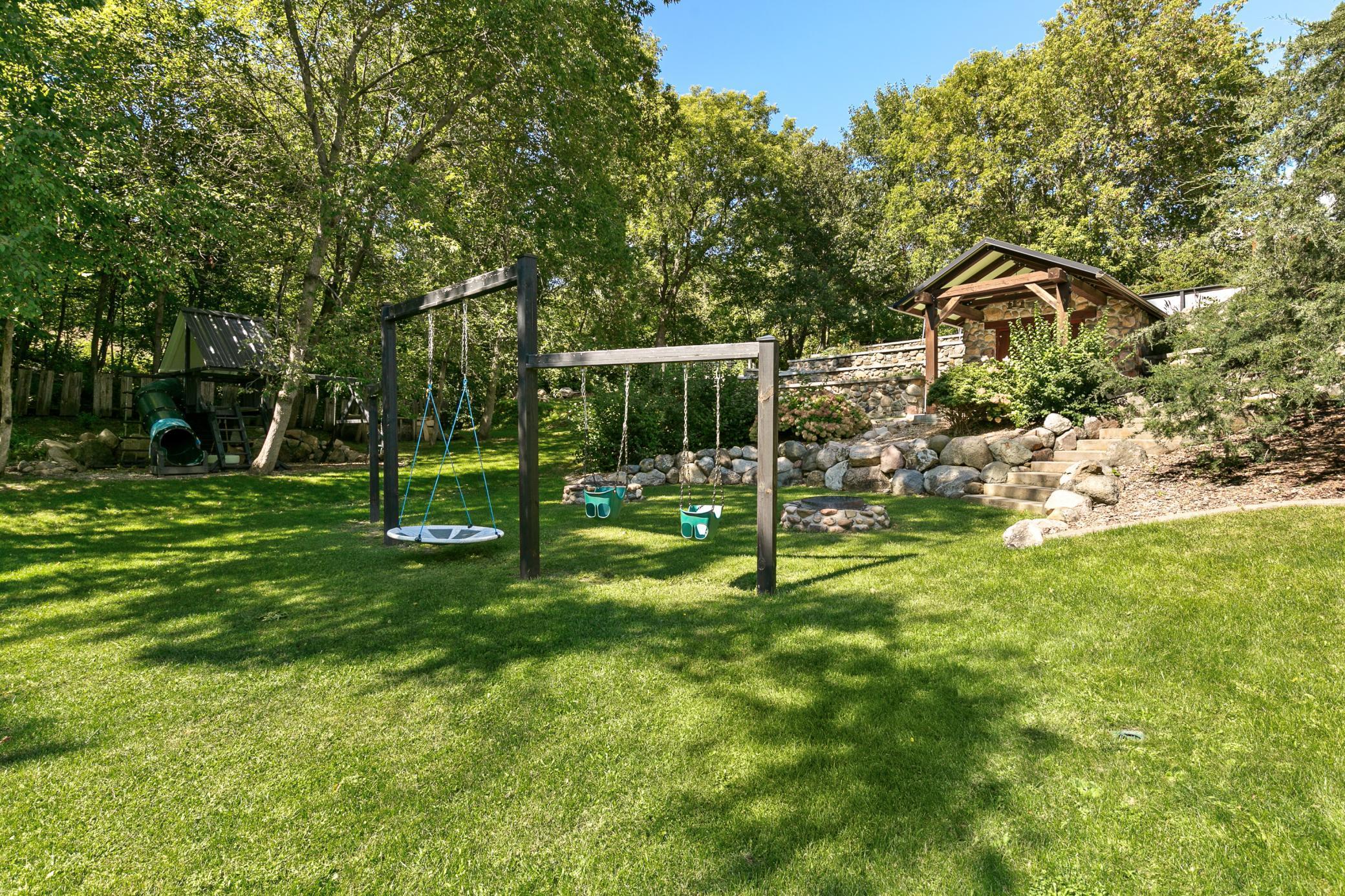 20942 Marshfield Circle