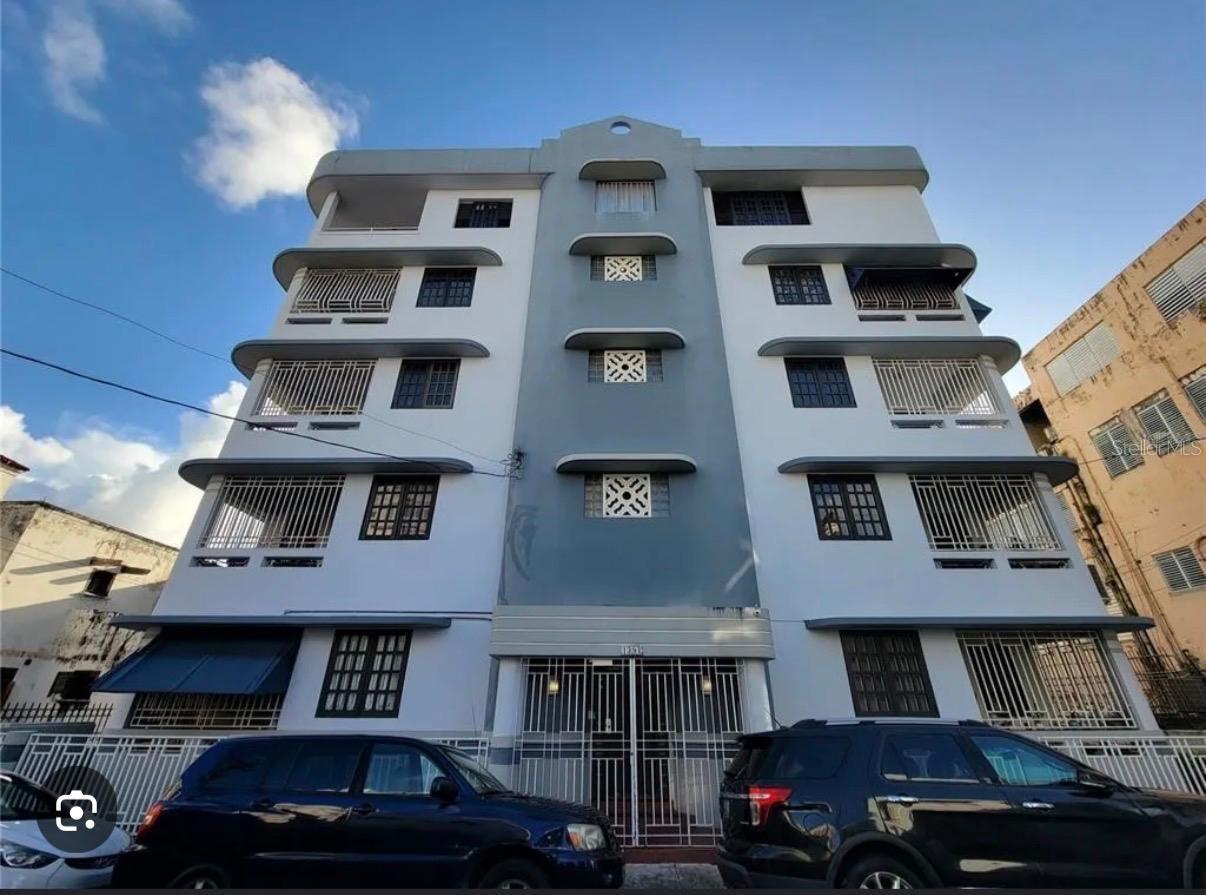 Spacious 4-Bedroom Residence in the Heart of Santurce | Asking: $380,000|Spacious 4-bedroom, 2-bath condominium in Santurce offering high ceilings, a generous layout, and two parking spaces, one covered and one uncovered. The residence features three (3) inverter AC units and a backup battery system that provides power to the living room and kitchen during power outages.The four-bedroom configuration offers flexibility for a family, home office, guest room, or additional living space. High ceilings add to the sense of openness and character of the residence.Ideally located in Santurce, the property is within easy reach of Miramar, La Placita de Santurce, and Calle Cerra, placing residents close to restaurants, cafés, galleries, local businesses, and cultural destinations. Condado, the Convention District, and other key areas of San Juan are also conveniently accessible.Asking Price: $380,000Don't miss the opportunity to make this well-located Santurce residence your next home or investment. Contact us today to schedule a private showing.