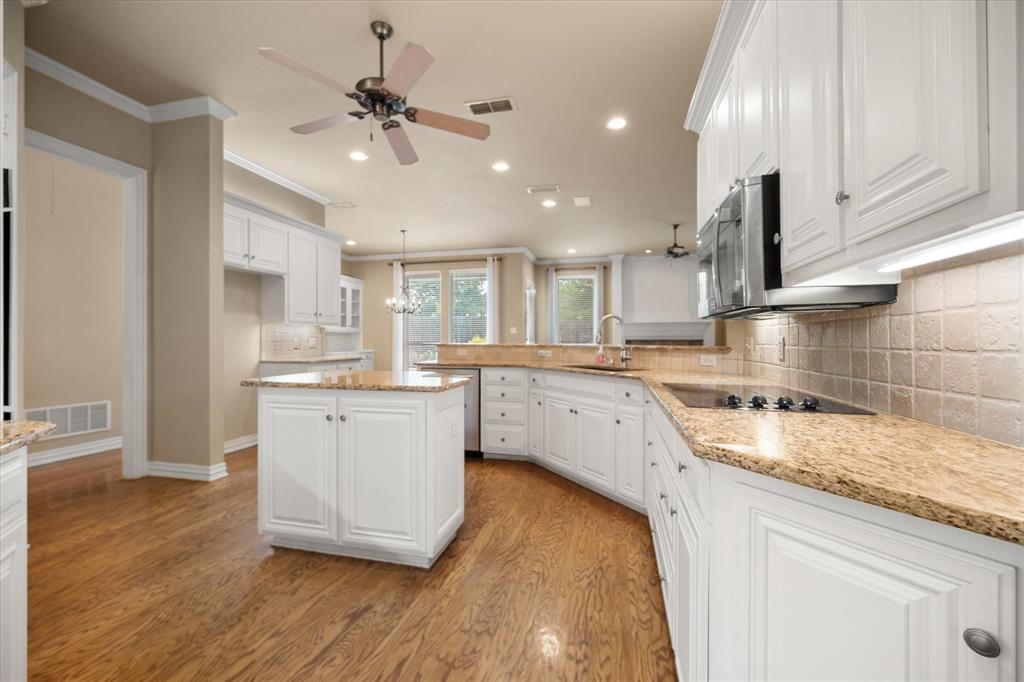 5505 Moorewood Drive