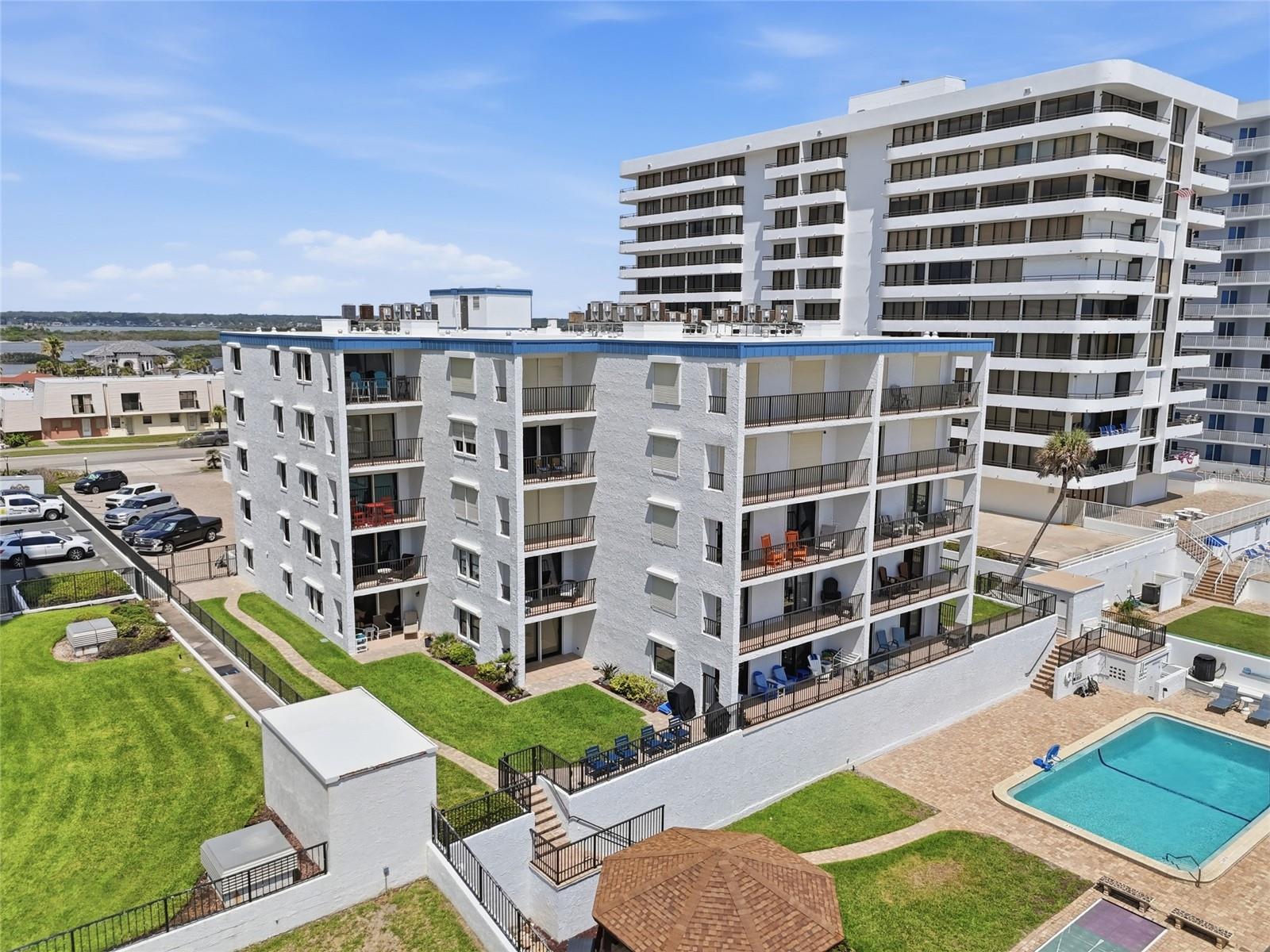 3747 S Atlantic Avenue 4050