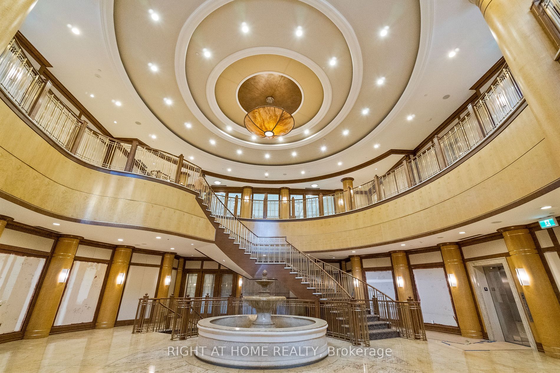 80 S Harrison Garden Blvd 1122