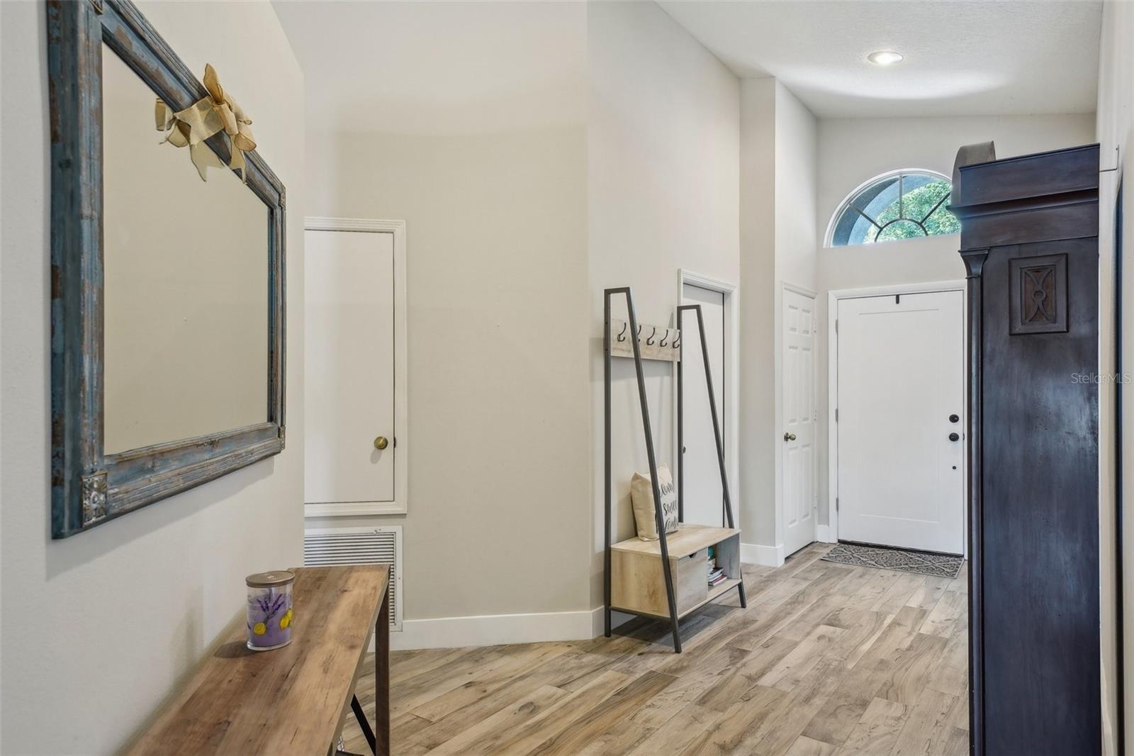 2617 Heatherwood Drive