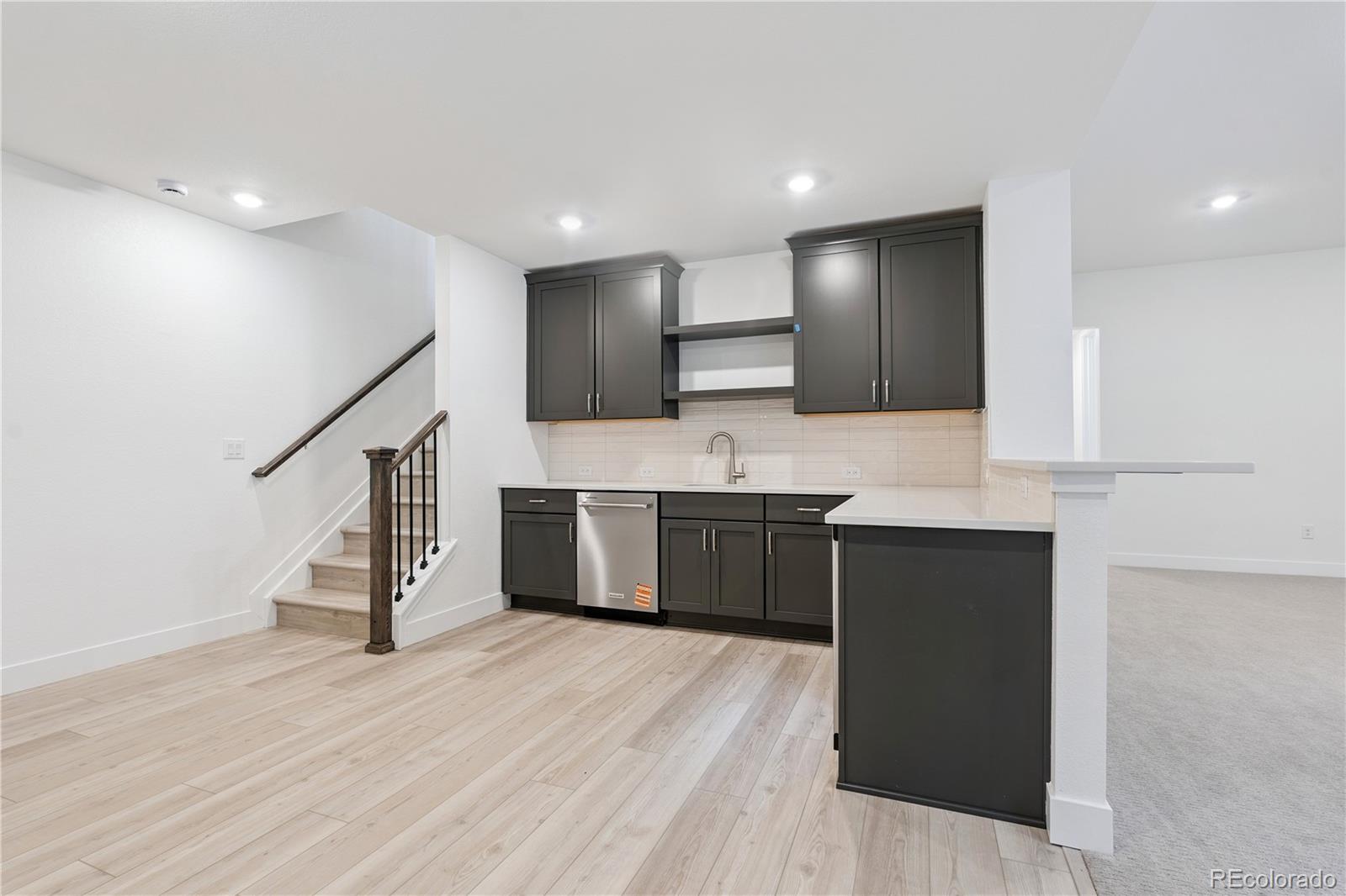 11106 Stonepath Street