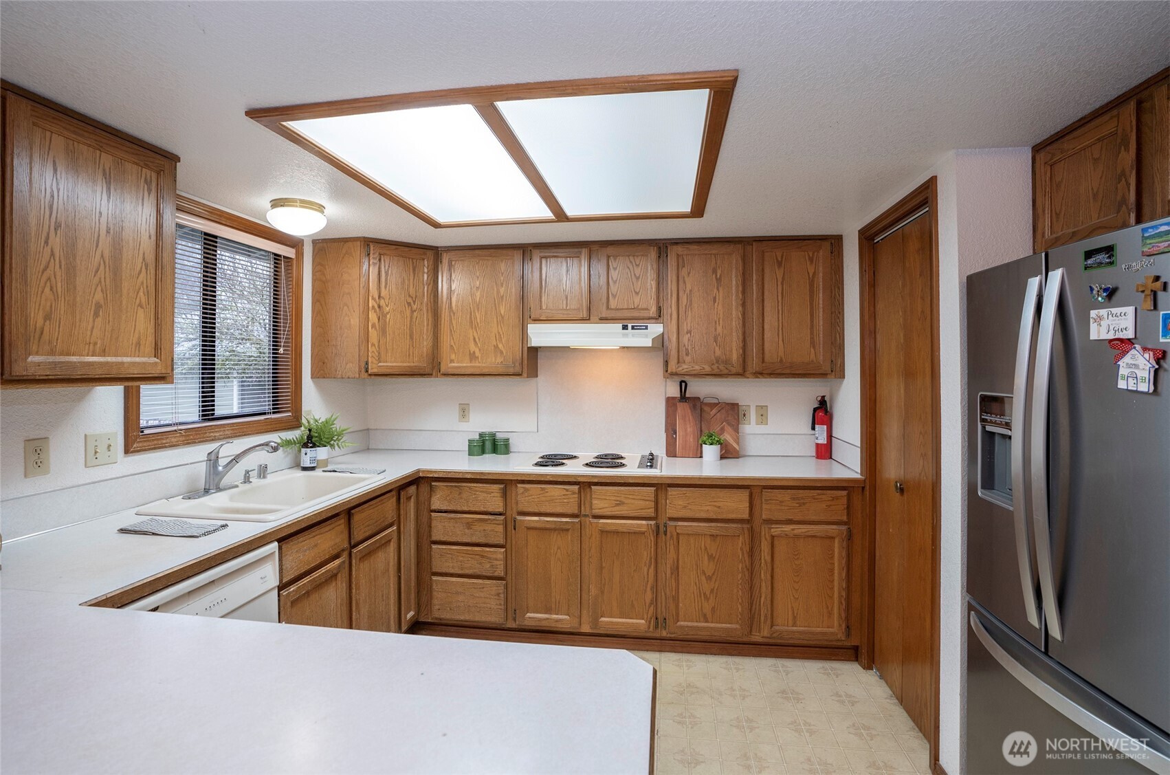 5933 Cotton Drive SE