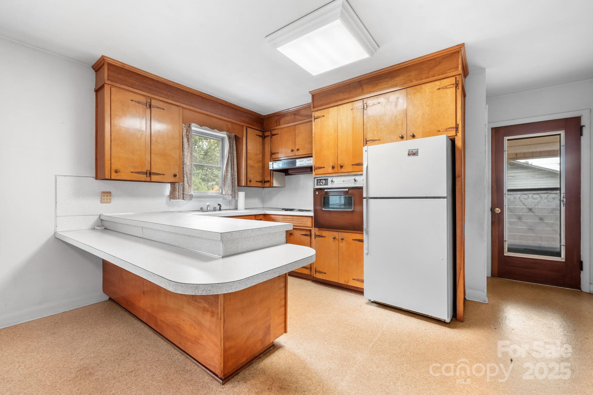 4955 Midway Sand Road