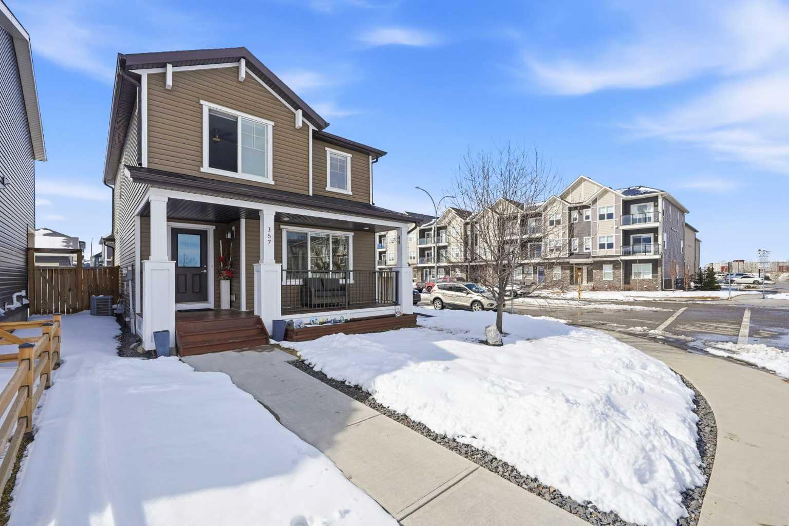 157 Fireside Circle NW