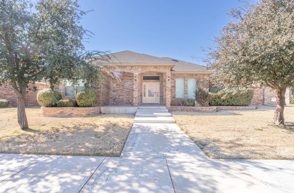 Beautiful 4 bedroom 3 bath home  with a 3 car garage on a quiet cul de sac. Light and bright with an open concept, fresh paint and white cabinets in the kitchen.