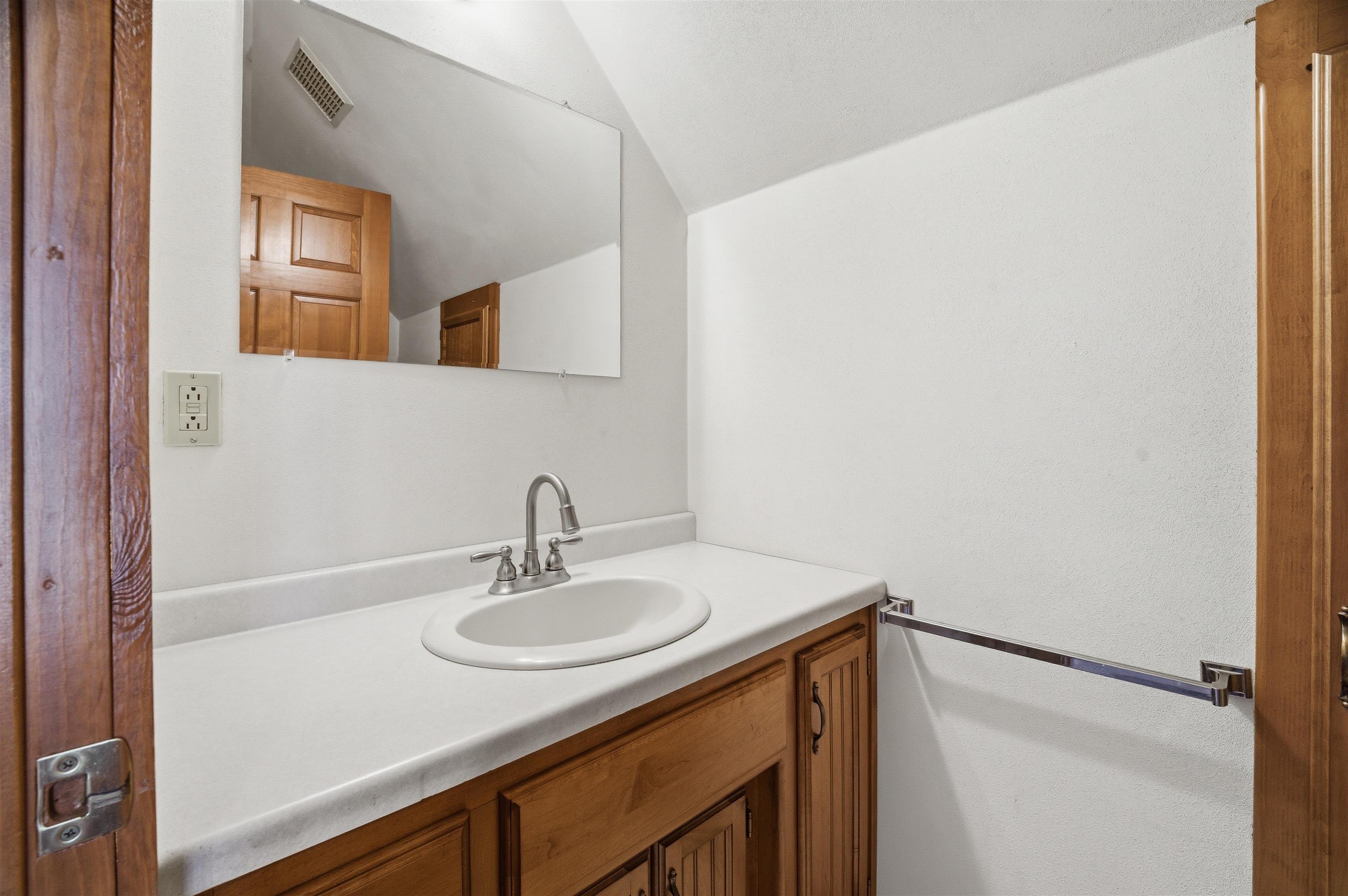 N4640 Lakeshore Drive