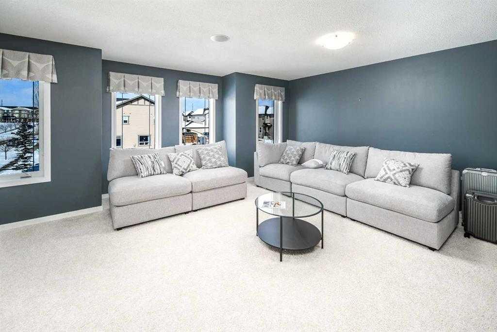 5 Panatella Square NW