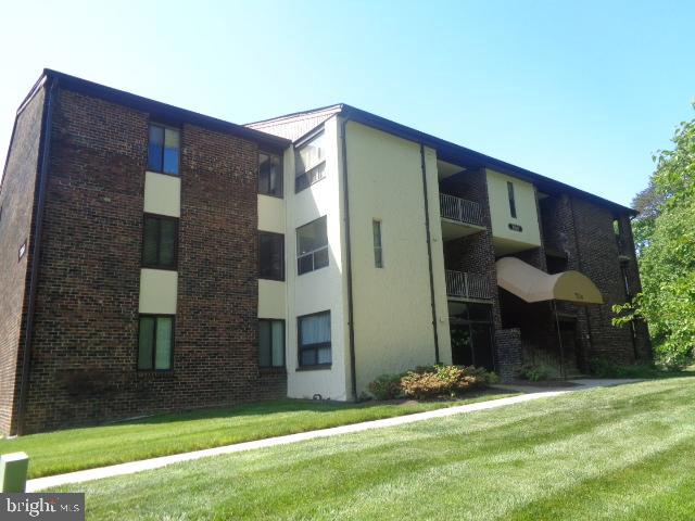 7814 Hanover Parkway 304