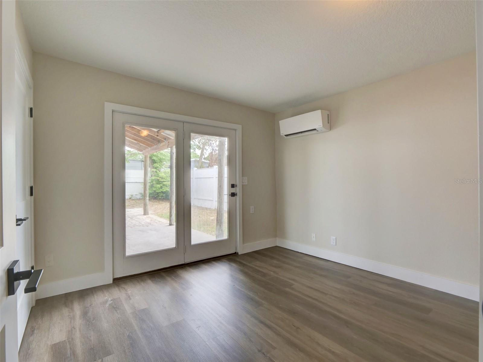 2709 Arc Drive