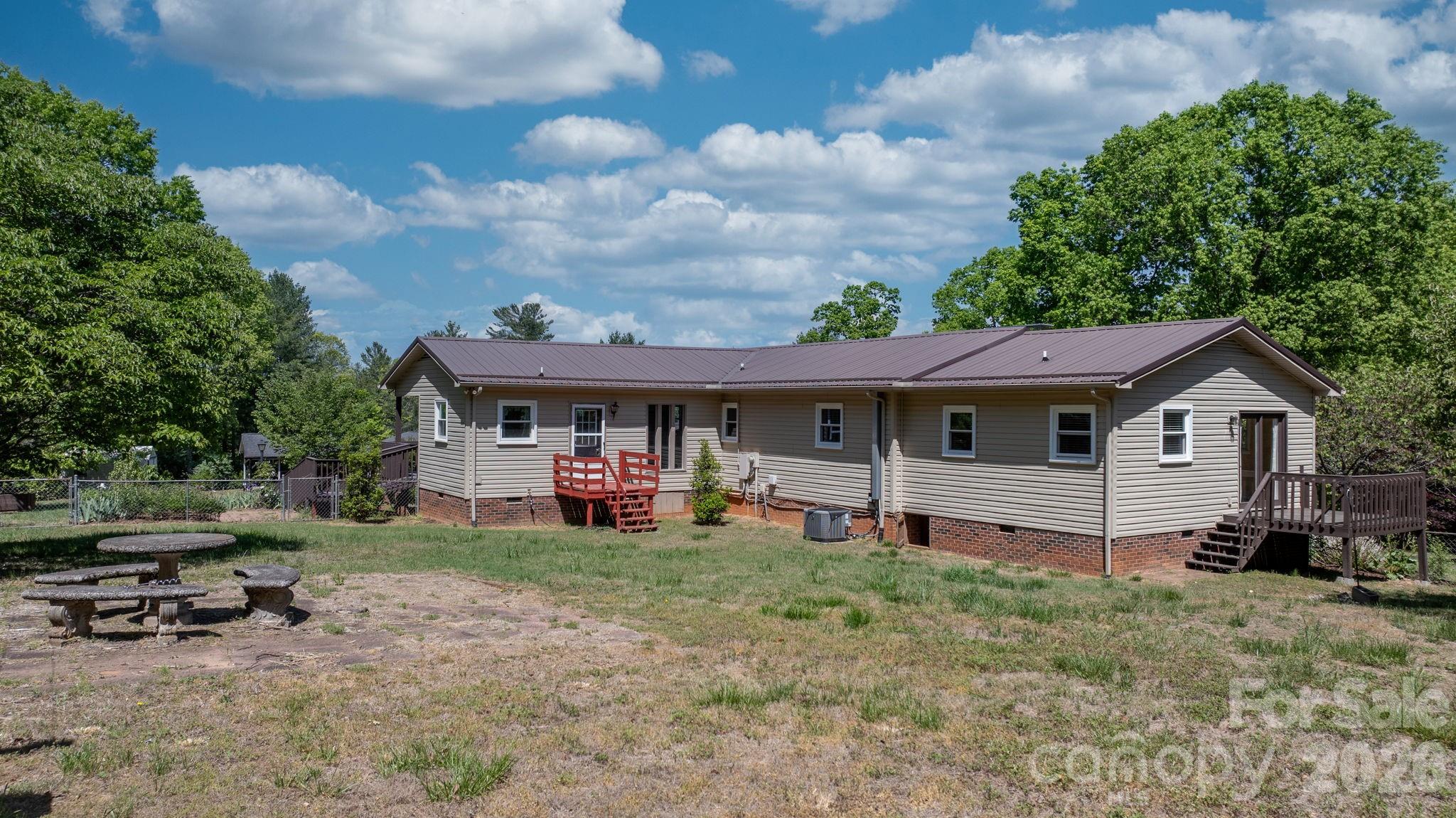 2113 White Pine Drive