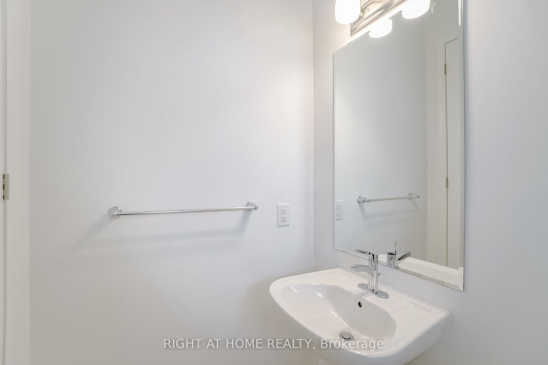 1263 Dias Landing Line