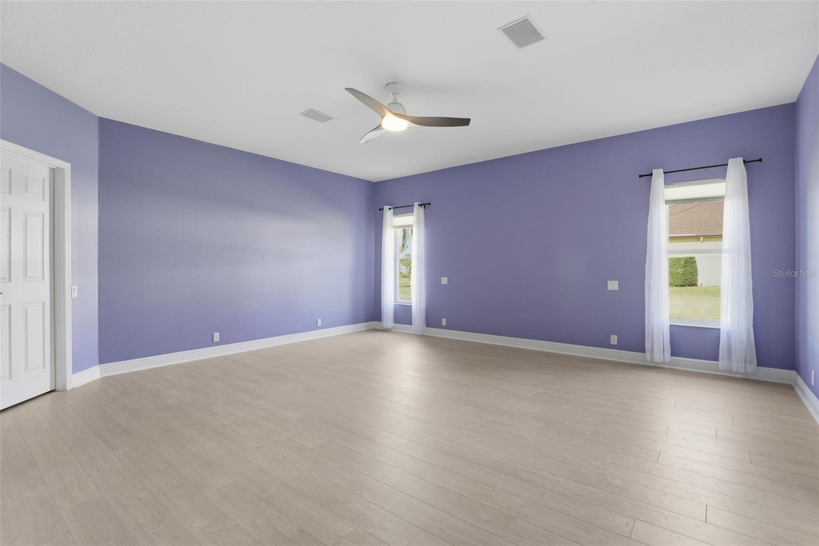 3121 Rivershore Lane