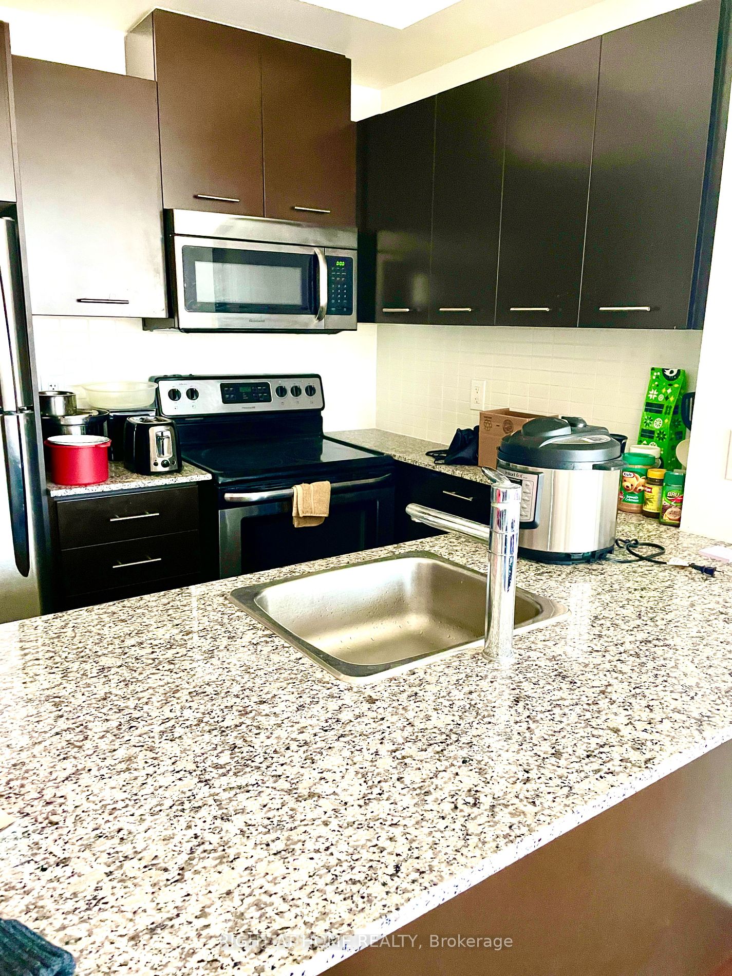 360 Square One Dr 1011