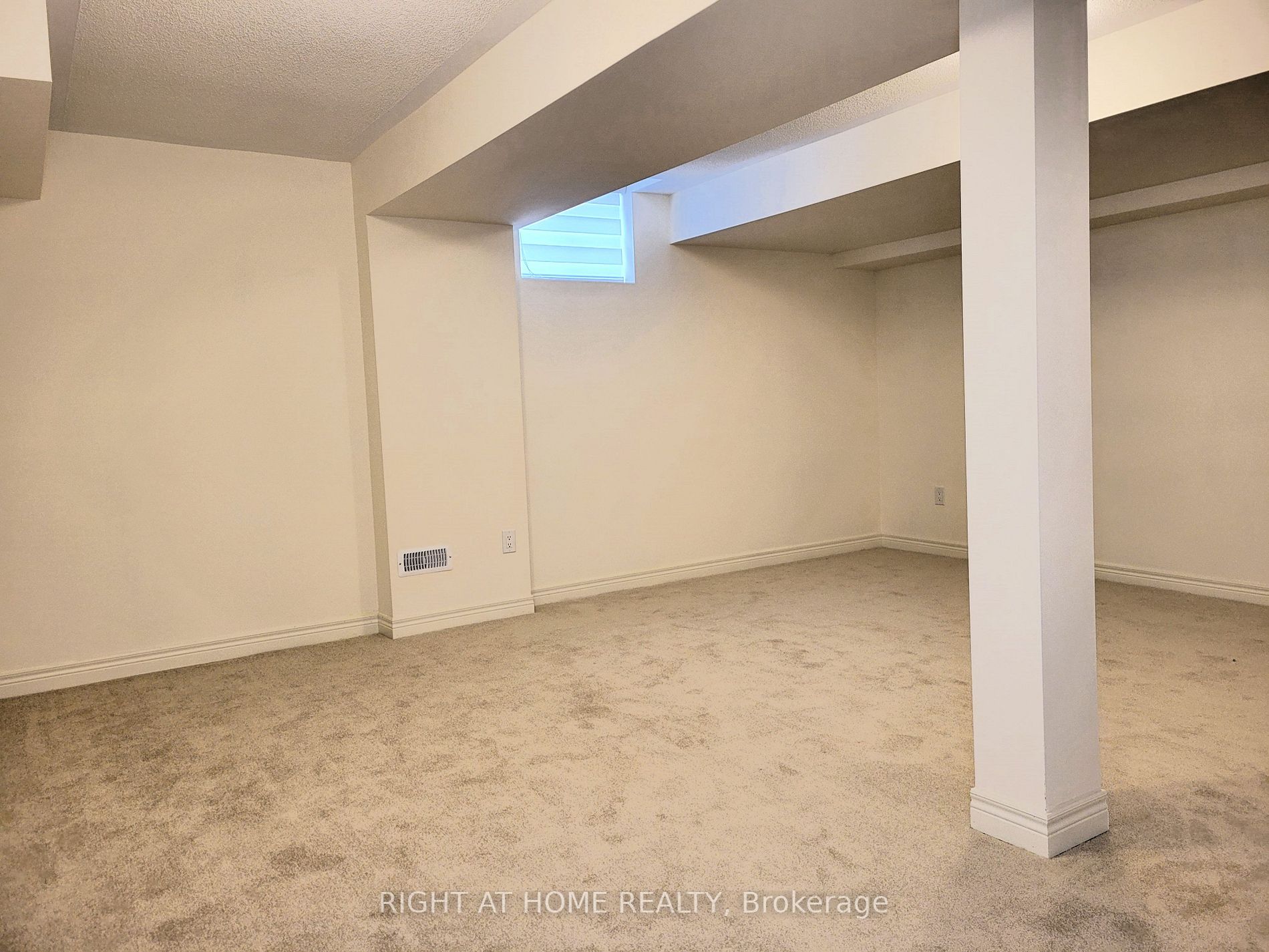 1265 Jim Brewster Circ