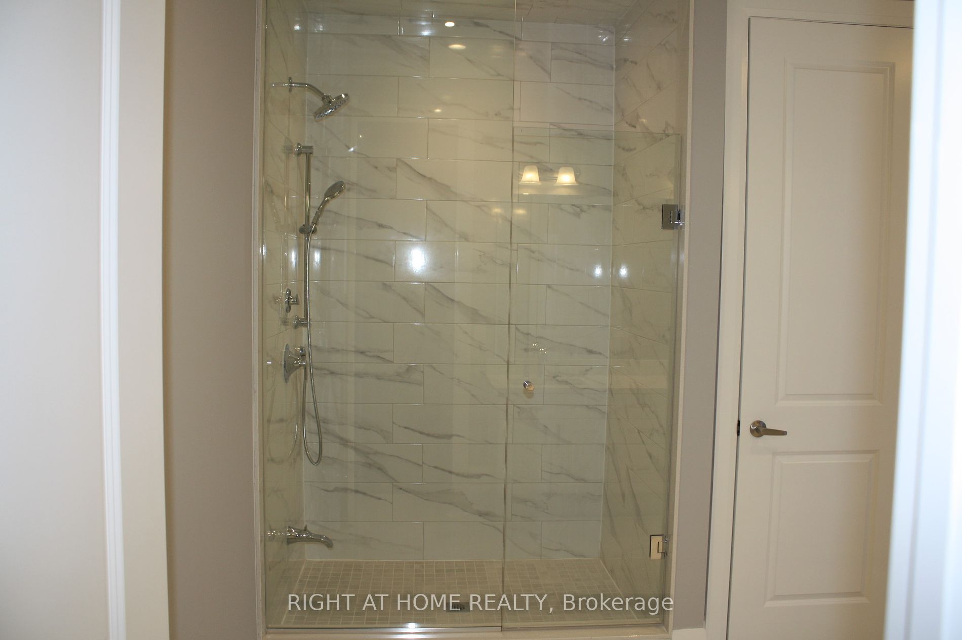 1470 Hawktail Path