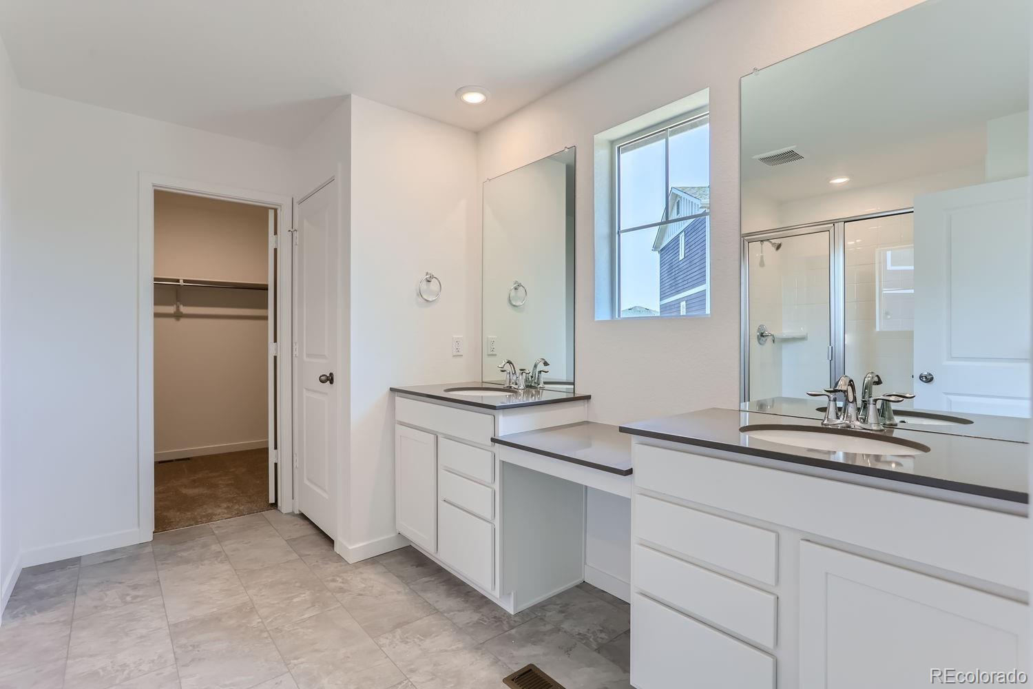 3944 N Picadilly Court