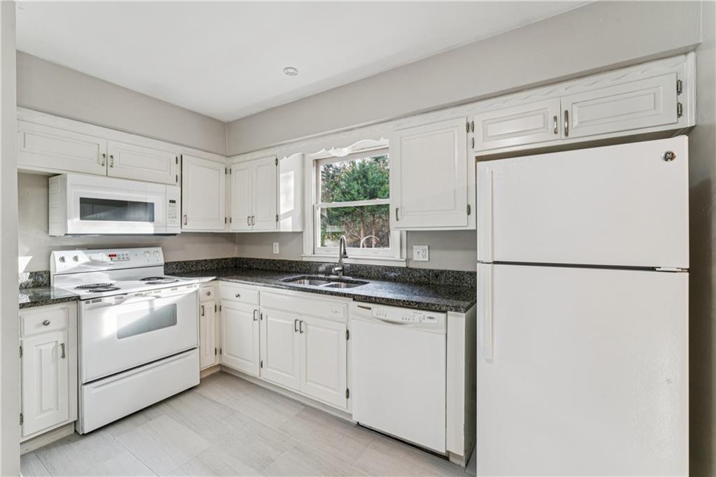 5007 Outlook Street