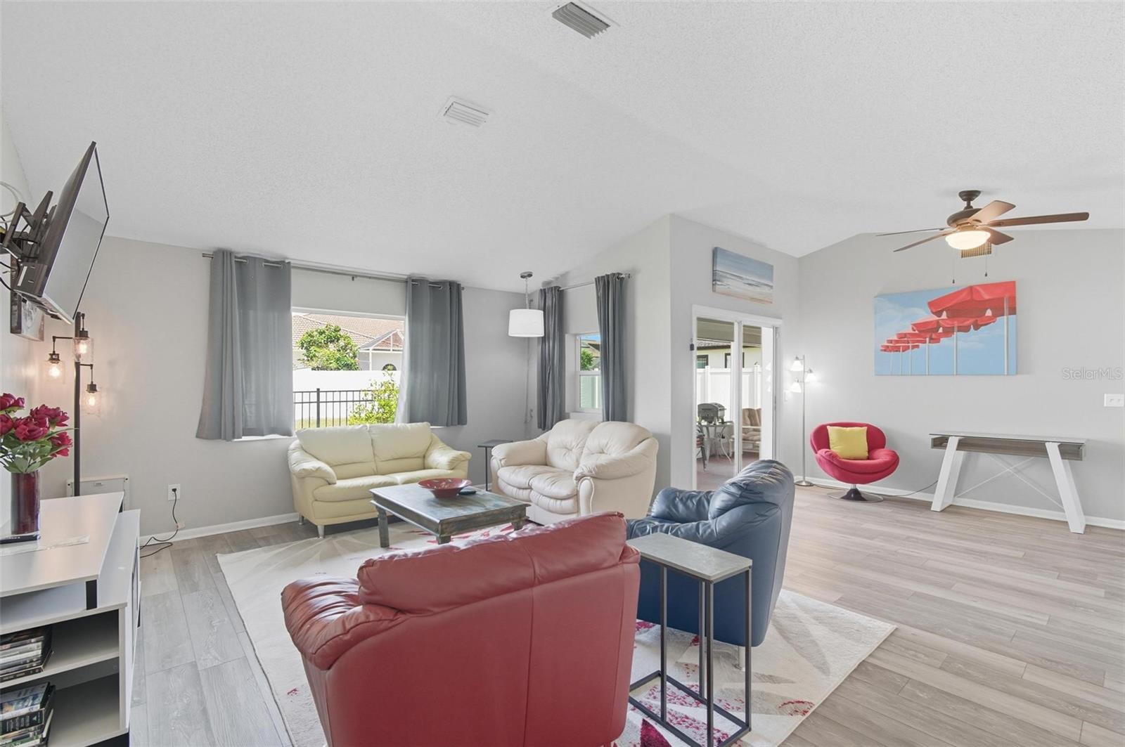 53 Cochise Court