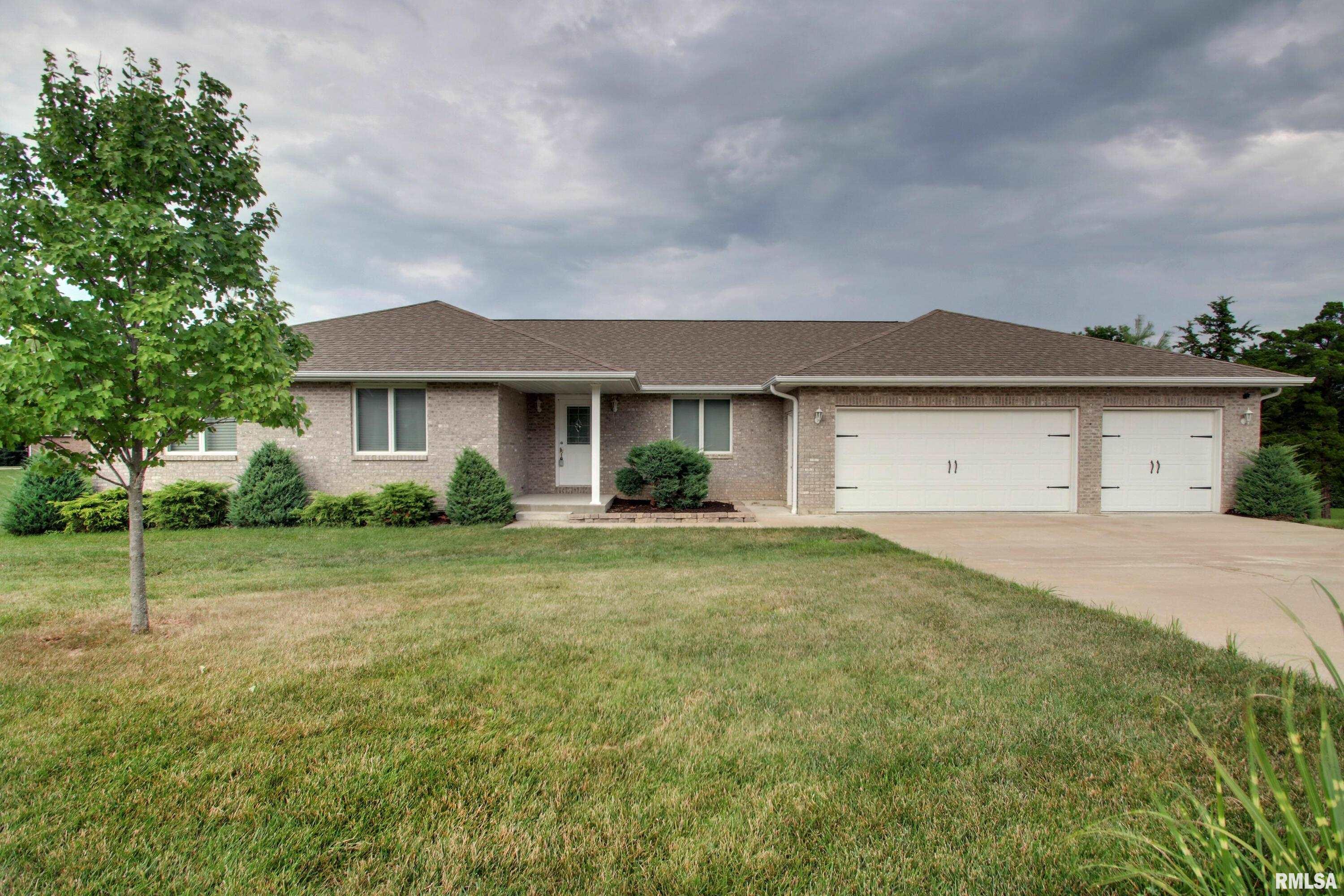 Happel Inc. Realtors Houses for sale in Quincy, Illinois Area