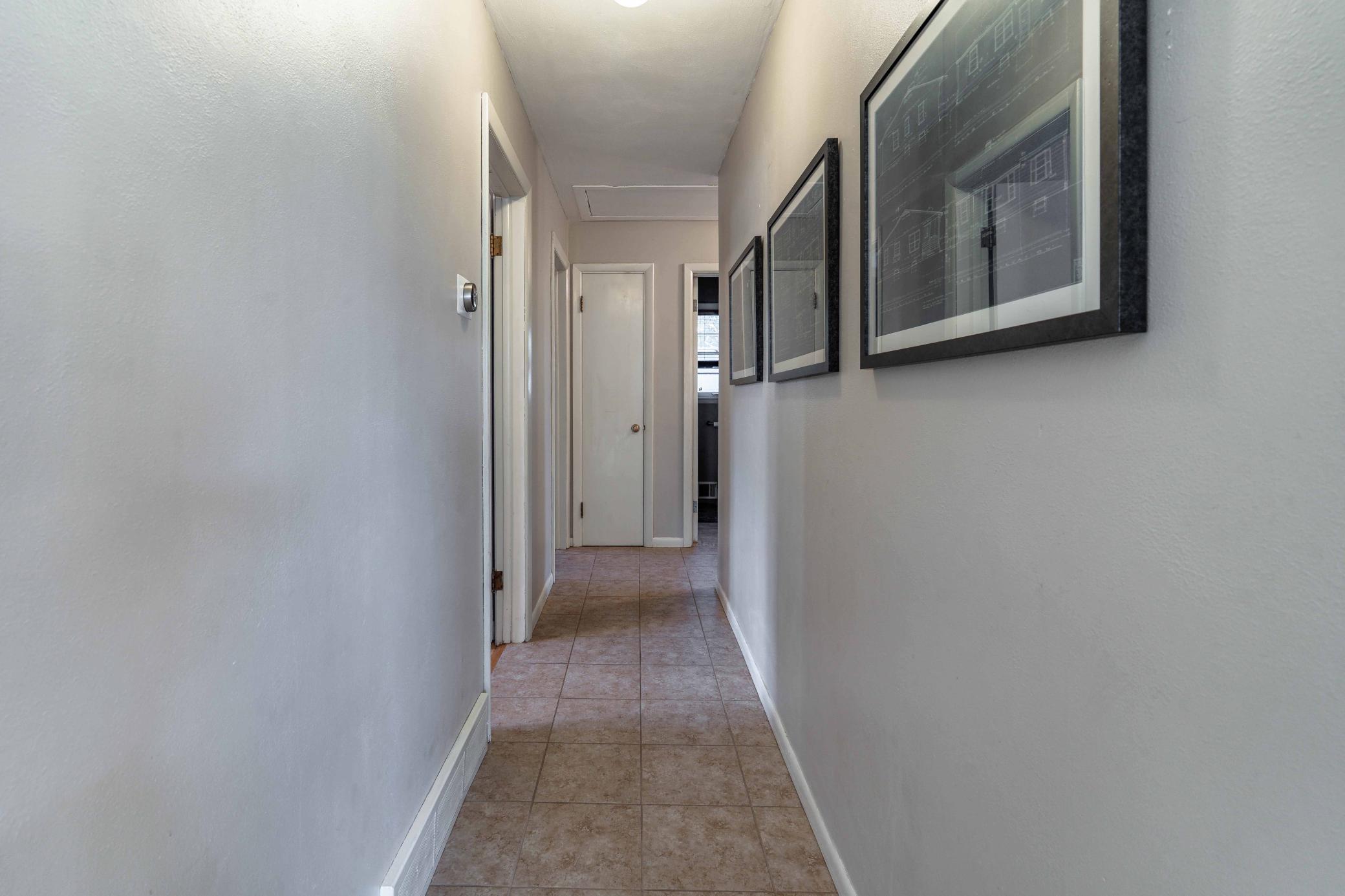 509 W Douglas Avenue