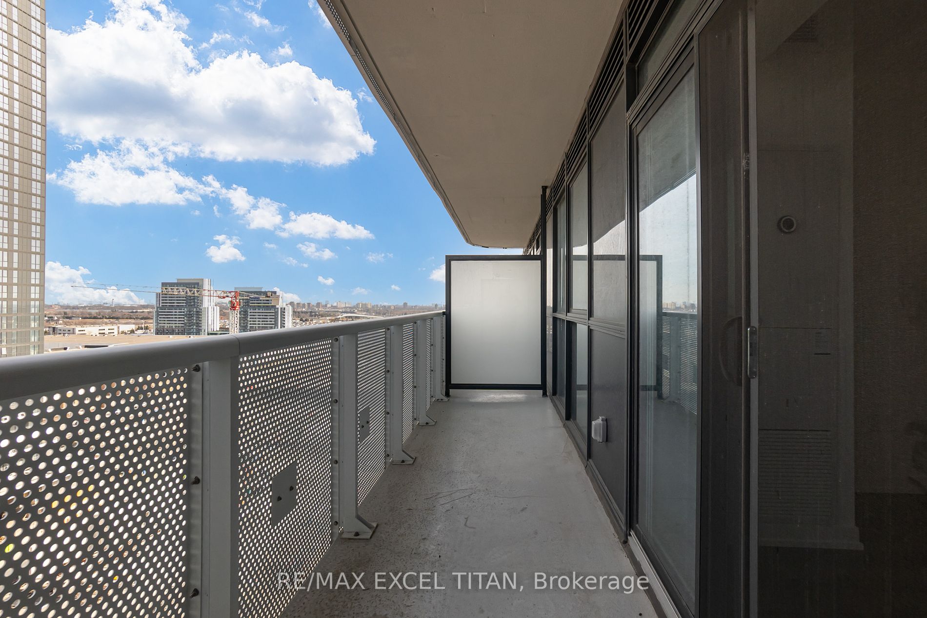 225 Commerce St 1501