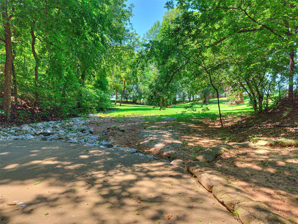 2312 Overholser Court