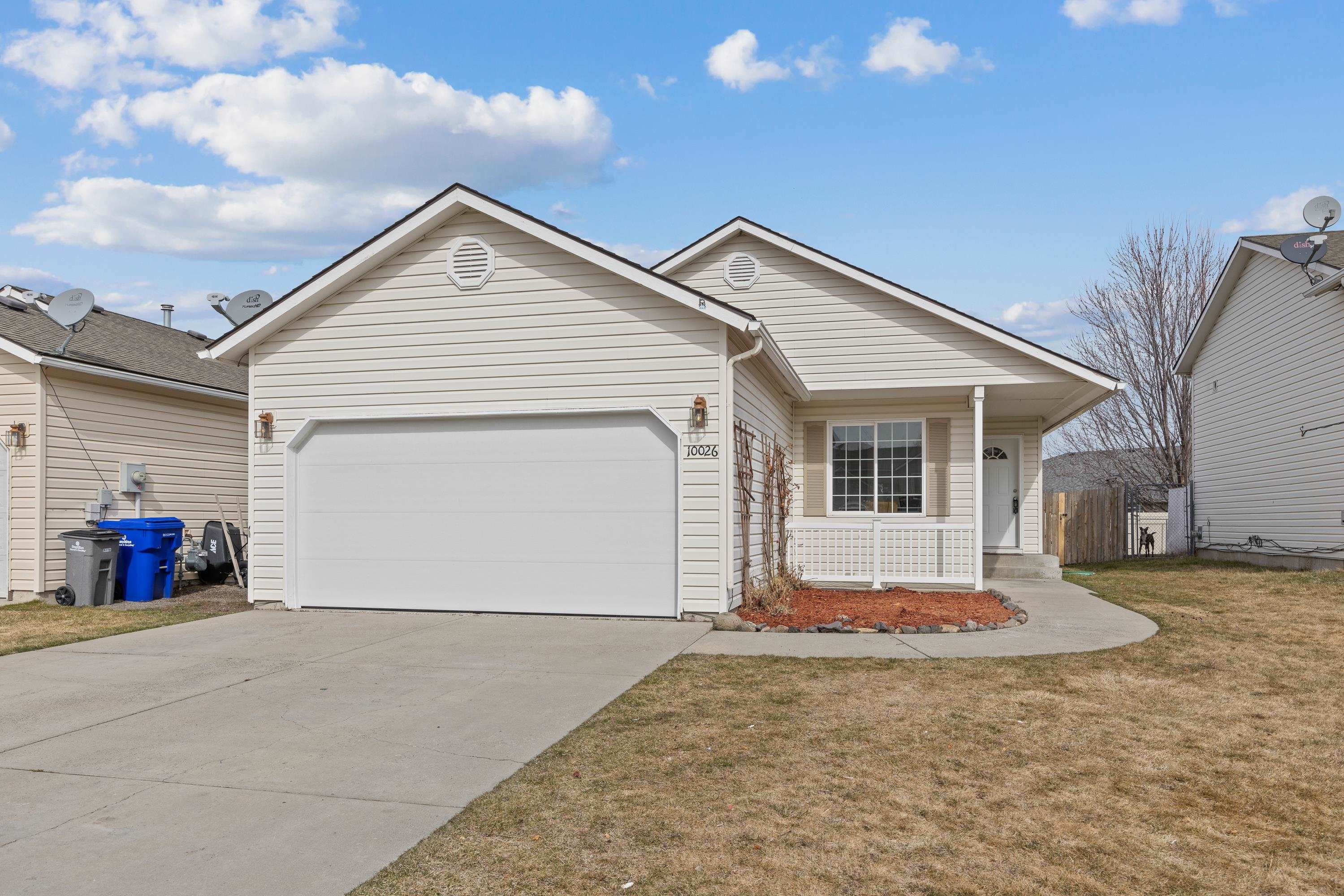 10026 W Barberry Ave