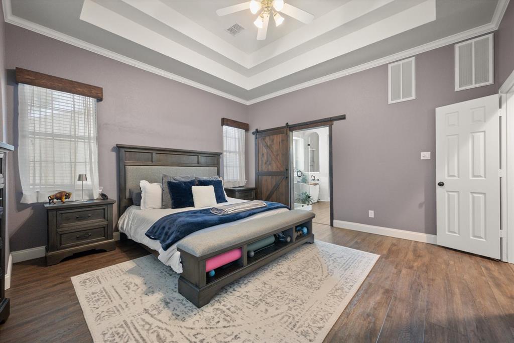 1817 Meadow Ridge Drive