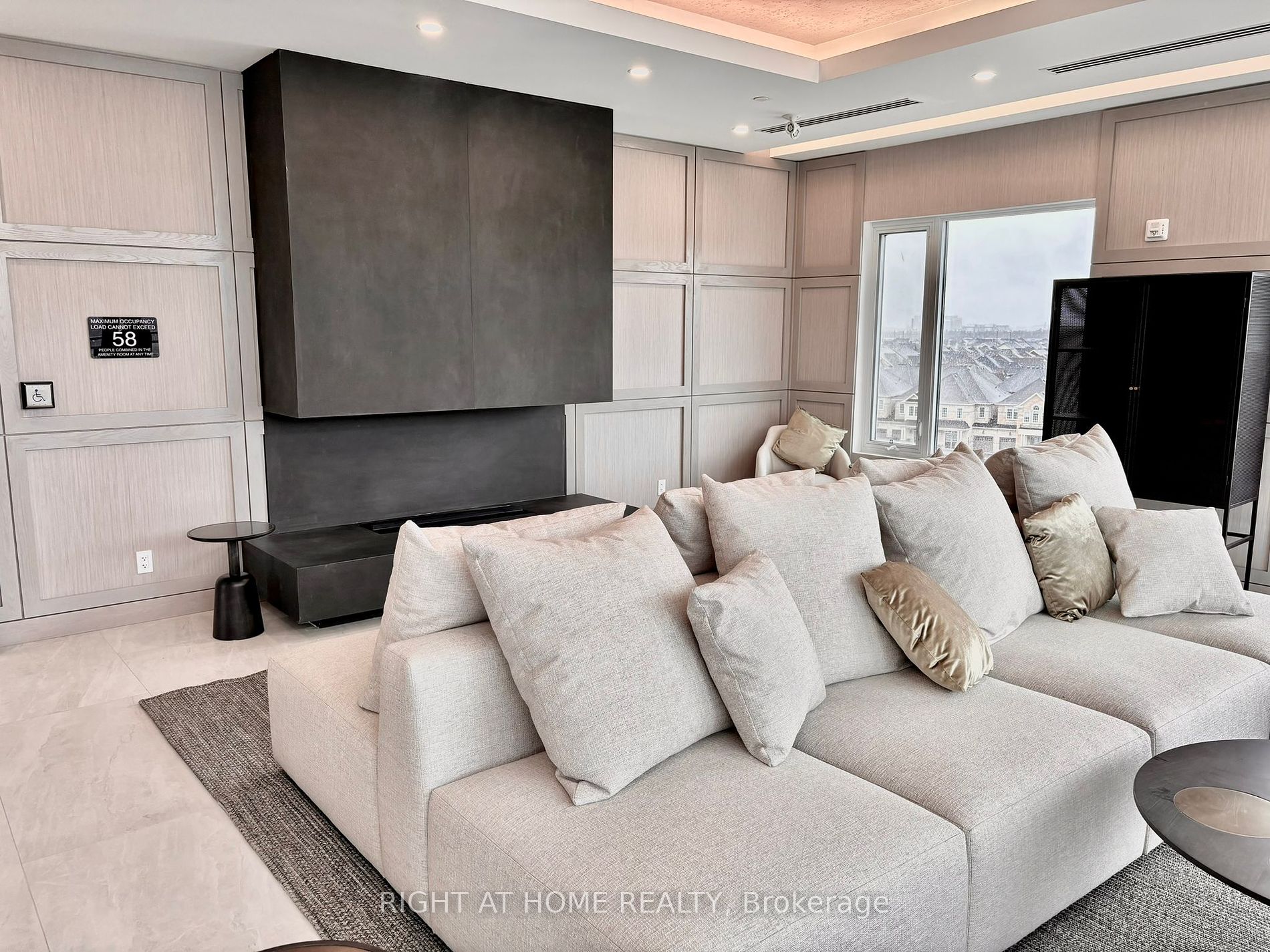 3285 Carding Mill Tr 301